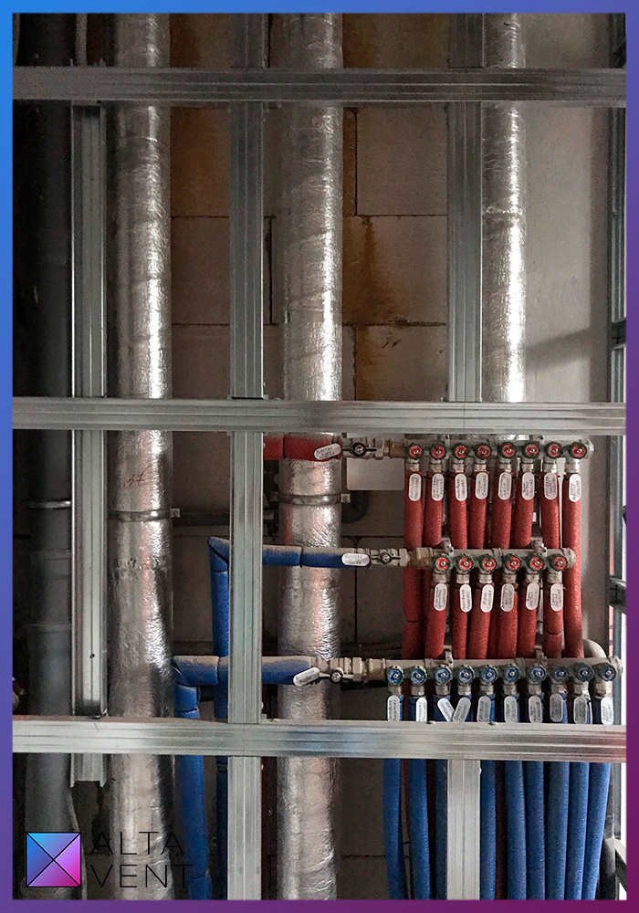 Оборудование для вентиляции и осушения воздуха в коттедже с бассейном в Подмосковье