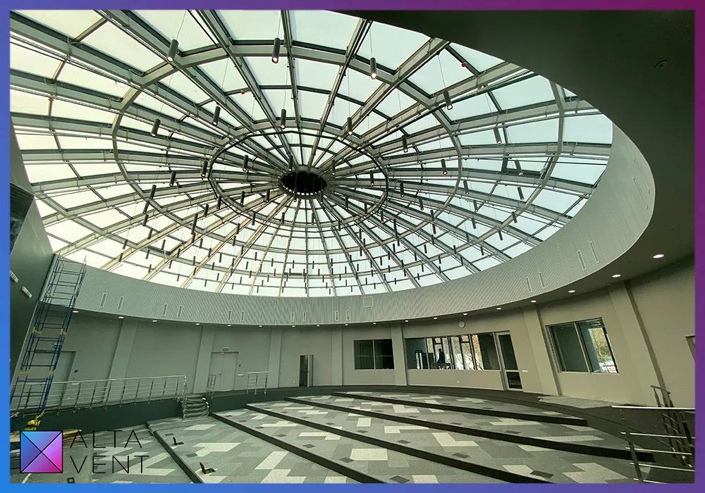 Монтаж системы вентиляции и кондиционирования в объектах со стеклянной крышей