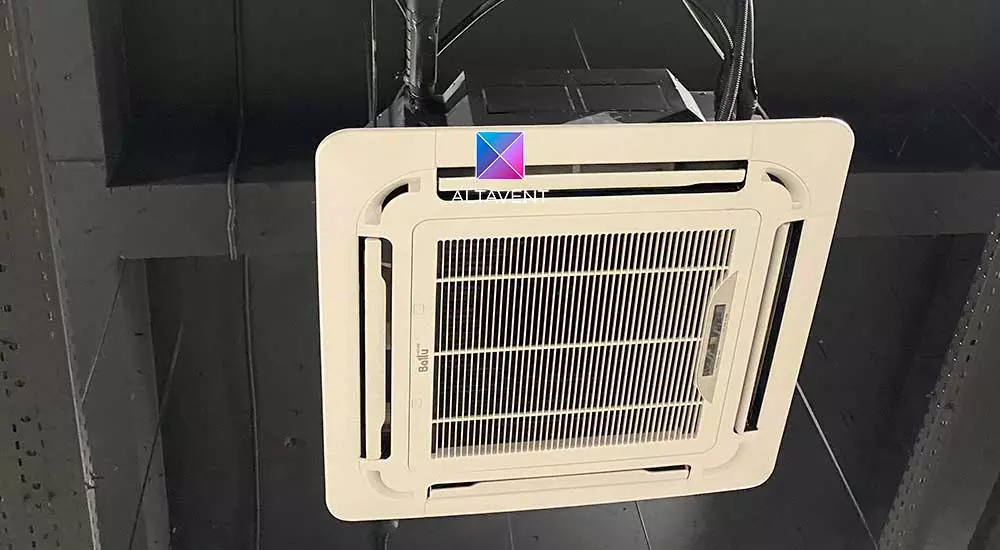 Вентиляция и система кондиционирования воздуха в магазине обуви kari в ТЦ в Клину