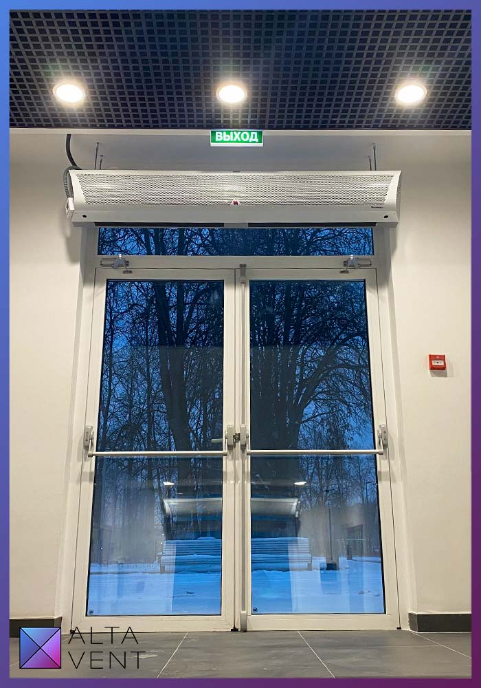 Оборудование для вентиляции, отопления и кондиционирования воздуха в спортивном павильоне в Москве